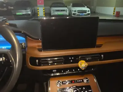 Lincoln Aviator 2021, 145600 км, за 204000 CNY - фото 13
