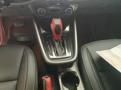 Ford Escort 2017, 128400 км, за 23900 CNY - фото 14