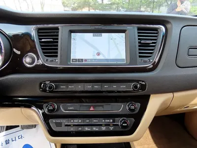 Kia Canival 2019, 91027 км, за 18000000 KRW - фото 16