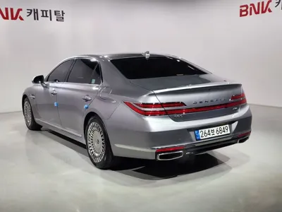 Genesis G90 2021, 60787 км, за 43900000 KRW