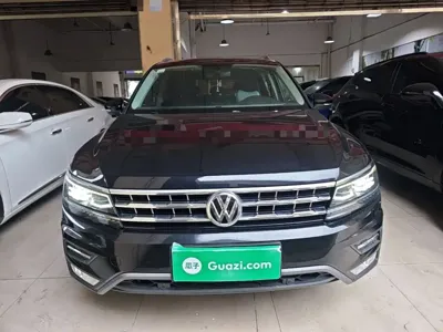 Volkswagen Tiguan L 2018, 137500 км, за 71700 CNY
