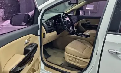 Kia Canival 2019, 142784 км, за 14500000 KRW - фото 8