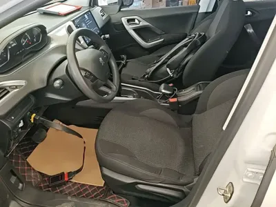 Peugeot 2008 2017, 47800 км, за 25700 CNY - фото 15