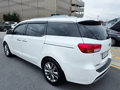 Kia Canival 2017, 165885 км, за 9700000 KRW - фото 3