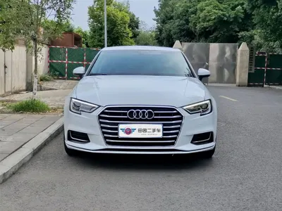 Audi A3 2020, 95000 км, за 61800 CNY