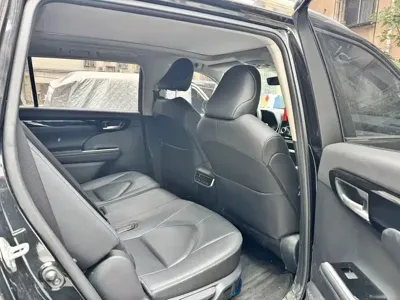 Toyota Highlander 2024, 20000 км, за 174800 CNY - фото 2