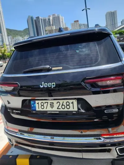 Jeep Cherokee 2021, 24238 км, за 40000000 KRW