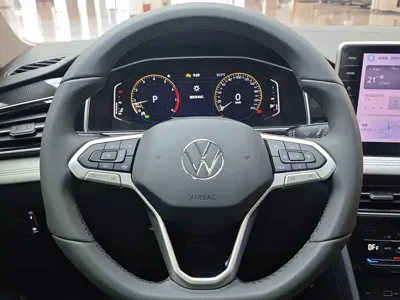 Volkswagen Tiguan L 2025, 7300 км, за 125800 CNY - фото 16