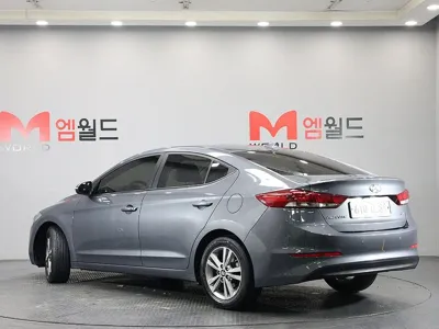 Hyundai Avante 2017, 72583 км, за 10500000 KRW