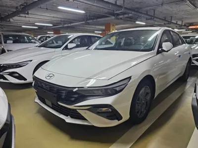 Hyundai Avante 2026, 5 км, за 3840000 KRW - фото 1
