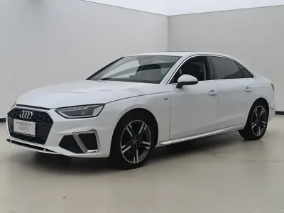 Audi A4L · 2021 год