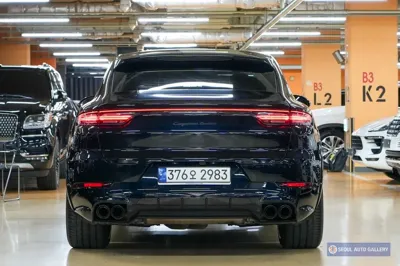 Porsche Cayenne 2021, 53000 км, за 109800000 KRW