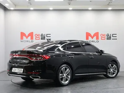 Hyundai Grandeur 2018, 132053 км, за 11950000 KRW