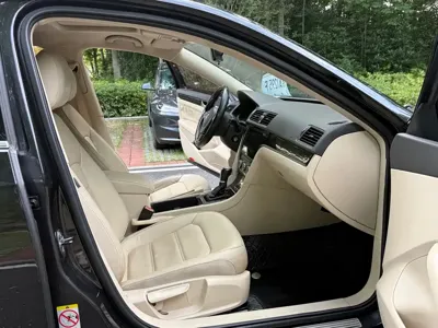 Volkswagen Passat 2013, 148000 км, за 18800 CNY - фото 10