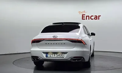 Hyundai Grandeur 2022, 28137 км, за 31400000 KRW
