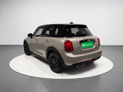 MINI MINI 2018, 25400 км, за 109712.43 CNY
