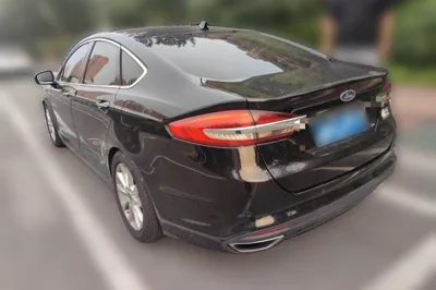 Ford Mondeo 2017, 136000 км, за 42944.36 CNY