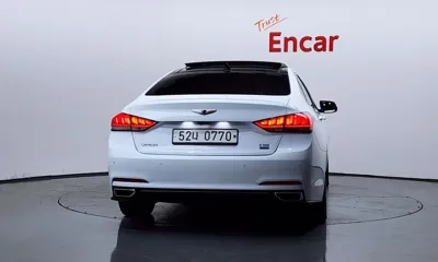 Hyundai Genesis 2016, 104267 км, за 11900000 KRW