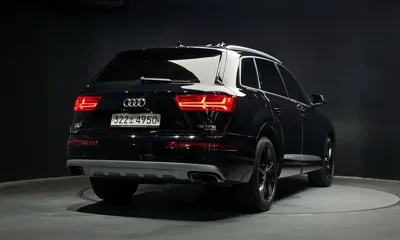 Audi Q7 2019, 79304 км, за 31800000 KRW - фото 2