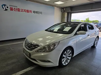 Hyundai Sonata · 2011 год