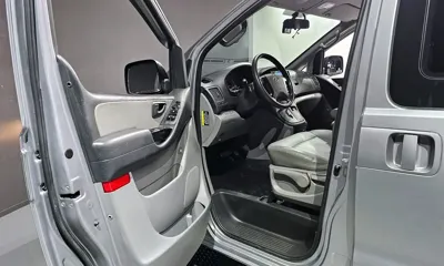 Hyundai Starex 2018, 145746 км, за 8900000 KRW - фото 10