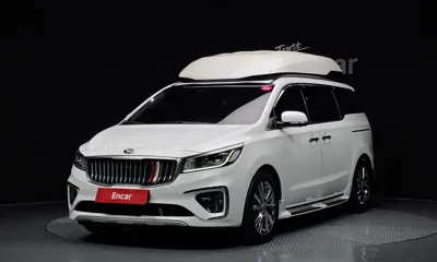 Kia Canival · 2020 год