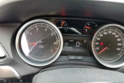 Peugeot 408 2016, 68600 км, за 43507 CNY - фото 10