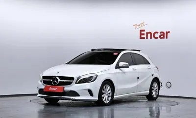 Mercedes-Benz A-Class · 2017 год