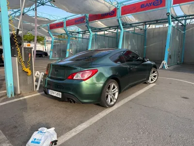 Hyundai Genesis 2010, 266870 км, за 4900000 KRW