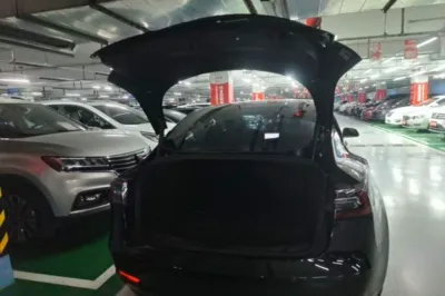 Tesla Model 3 2021, 123400 км, за 126401.64 CNY - фото 27