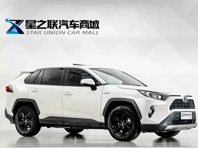 Toyota RAV4 2021, 15800 км, за 120000 CNY - фото 5