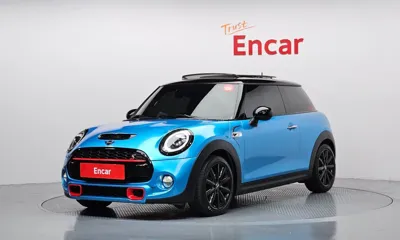 MINI Cooper · 2019 год