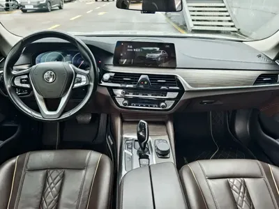 BMW 5 Series New Energy 2019, 51000 км, за 122000 CNY - фото 9