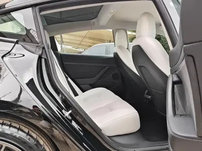 Tesla Model 3 2022, 70000 км, за 129800 CNY - фото 12