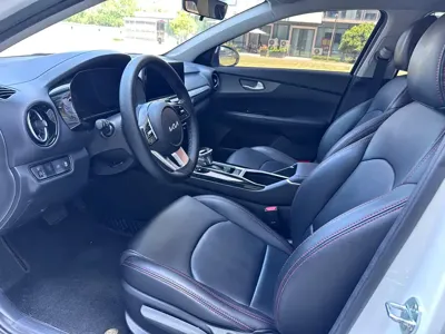 Kia K3 2023, 53000 км, за 75000 CNY - фото 7
