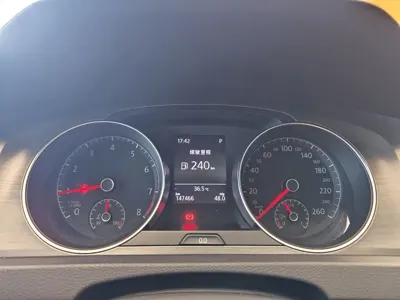 Volkswagen Golf 2016, 147000 км, за 37800 CNY - фото 36