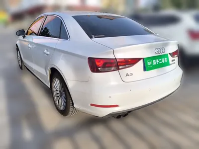 Audi A3 2014, 101400 км, за 45913.48 CNY