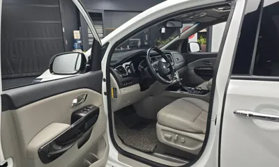 Kia Canival 2019, 56244 км, за 22900000 KRW - фото 11