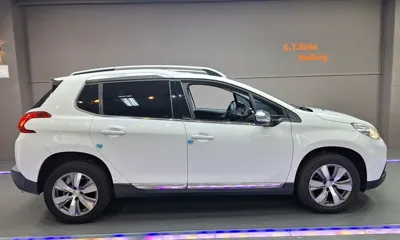 Peugeot 2008 2016, 64864 км, за 5990000 KRW