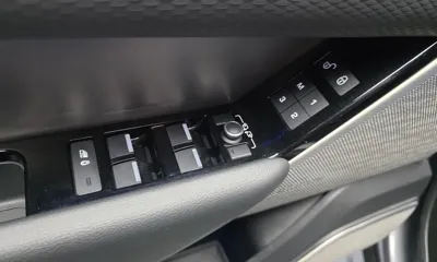 Land Rover Range Rover Velar 2019, 88114 км, за 32000000 KRW - фото 14