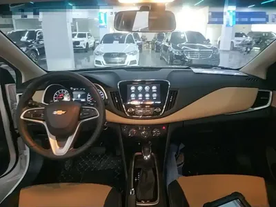 Chevrolet Monza 2022, 13500 км, за 43400 CNY - фото 10