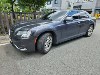 Chrysler 300C 2016, 113400 км, за 7700000 KRW
