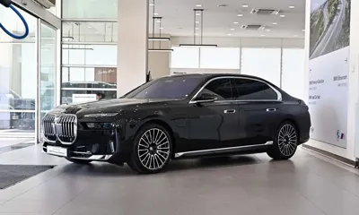 BMW 7-Series · 2026 год