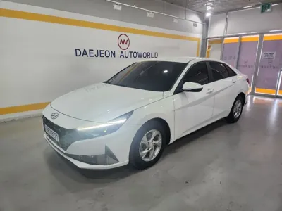 Hyundai Avante · 2022 год