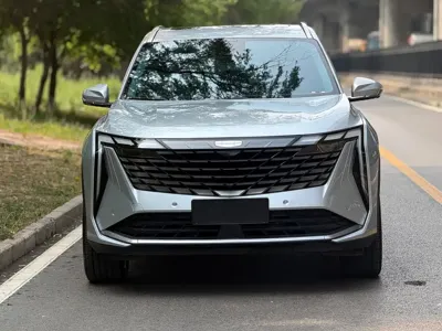 Geely Boyue L 2023, 40000 км, за 72000 CNY