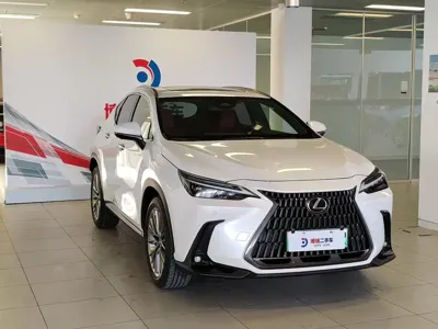Lexus NX New Energy 2022, 2300 км, за 263000 CNY