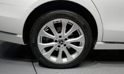 Mercedes-Benz E-Class 2018, 74142 км, за 28990000 KRW - фото 5