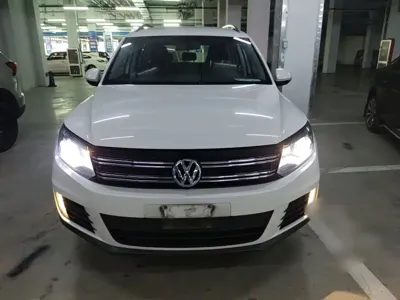 Volkswagen Tiguan 2016, 73300 км, за 35100 CNY