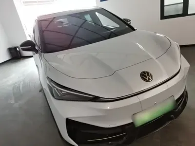 Volkswagen 06 2025, 55100 км, за 108100 CNY