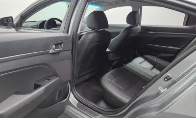 Hyundai Avante 2017, 179440 км, за 5990000 KRW - фото 12